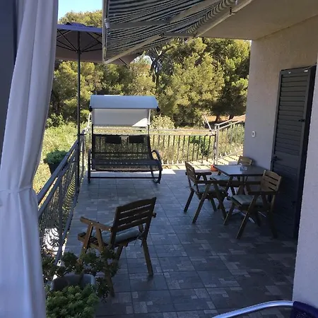 Faust Apartament Prvic Sepurine