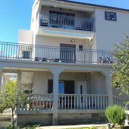 Faust Apartament *