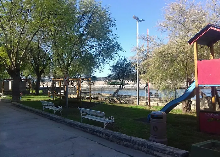 דירה Faust פרוויץ' שפורינה